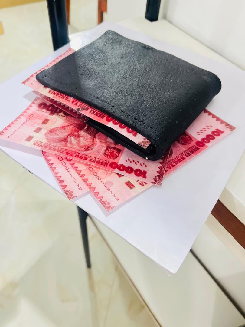 Customised and Realistic Cakes
