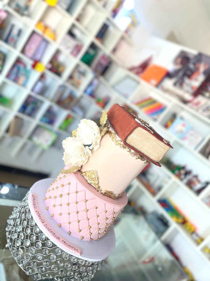 Elegant Tiered Cakes